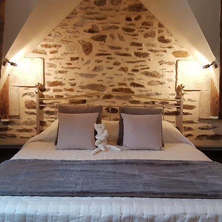 Bed and Breakfast Le Manoir De La Bigotiere Pleslin-Trigavou Habitación foto