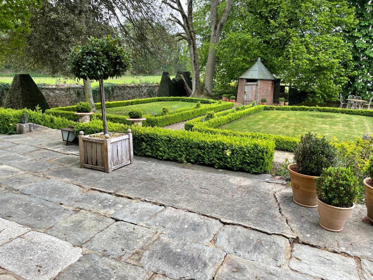 Bed and Breakfast Le Manoir De La Bigotiere Pleslin-Trigavou Exterior foto