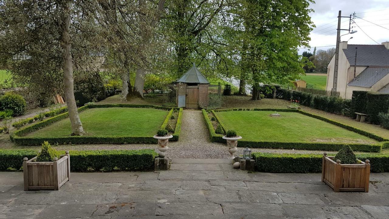 Bed and Breakfast Le Manoir De La Bigotiere Pleslin-Trigavou Exterior foto